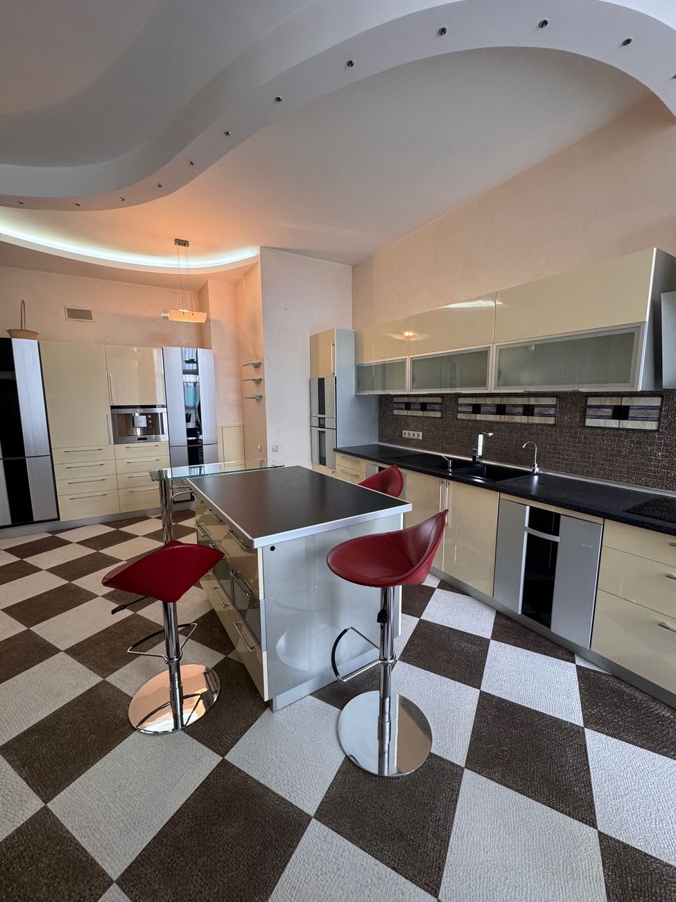 Аренда квартиры в ЖК Мерседес .  ID 54181 (Фото 2)